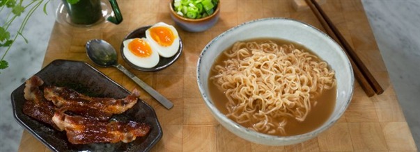 Hurtig ramen med nringsrig bone broth