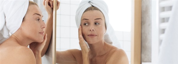 Guide: Hudpleje til fedtet hud