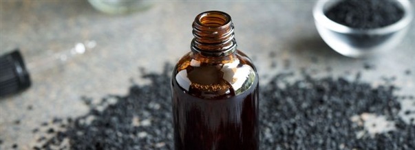 Nringsrig sortkommenolie